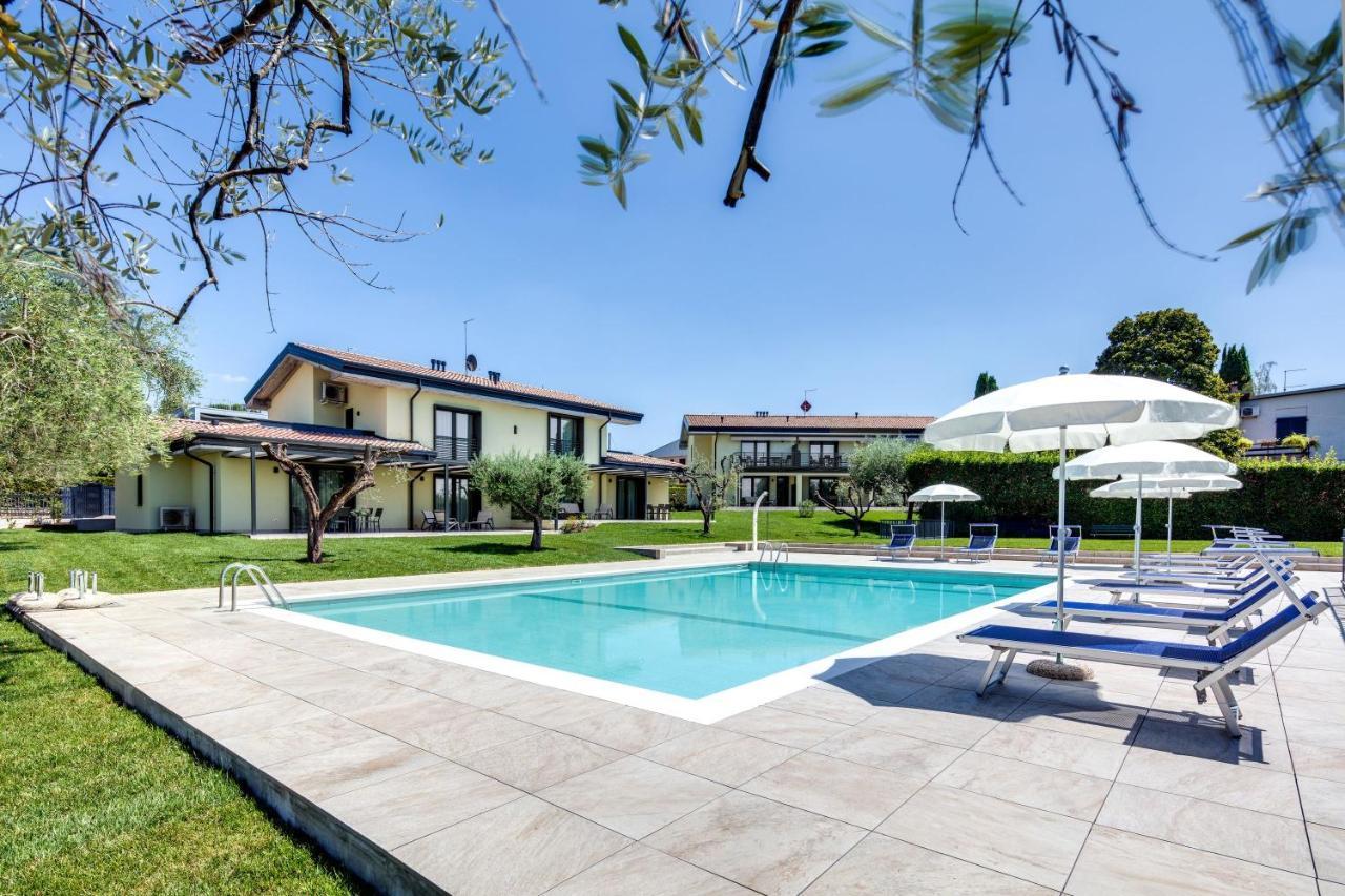 Oleandro Holiday Apartments Bardolino Exteriör bild